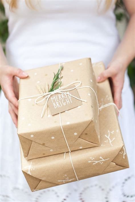 10 Stylish Ways To Wrap Christmas Ts With Brown Paper Mamas V I B