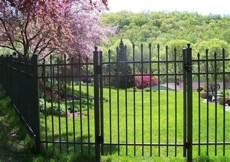 Courtyard Aluminum Fence Mmc Fencing And Railing