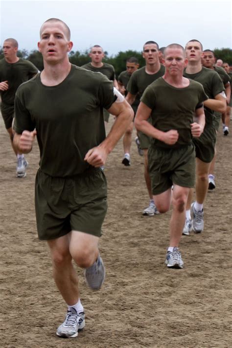 sprint intervals set pace for co k recruits marine corps recruit depot san diego news