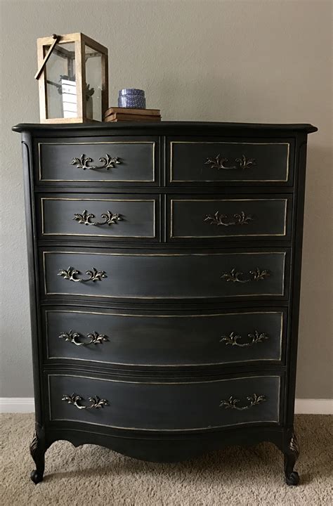 Chalk Paint By Annie Sloan In A Two Toned Graphite Finish With Annies