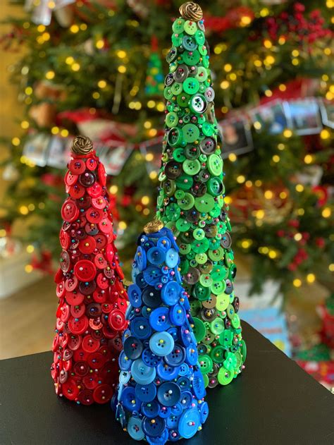 Button Tree Christmas Craft — Katie The Creative Lady Create Capture