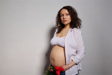 Czym jest ciąża biochemiczna przyczyny zagrożenia oraz objawy