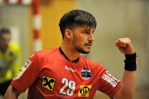 Neuer Handballtrainer Von Union Juri Leoben Im Testspiel Gegen Den Atv