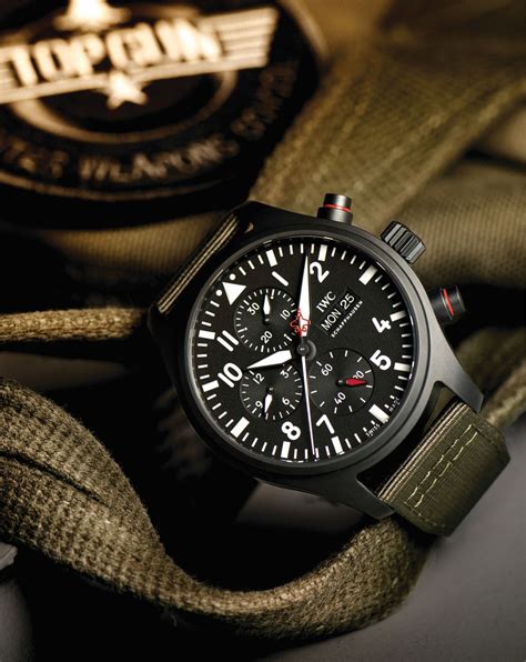 Take Flight With The World S Coolest Pilot S Watches Maxim
