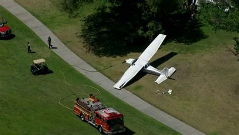 Planes Crash Near La Midair Collision Leaves 1 Pilot Dead 3 With