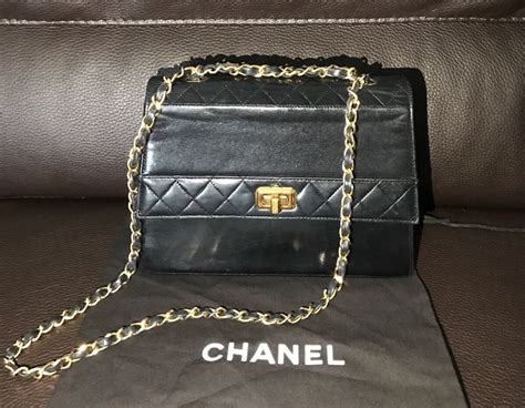 Rare Chanel Le Vintage 24k Gold Plated Leather Classic Chain Shoulder