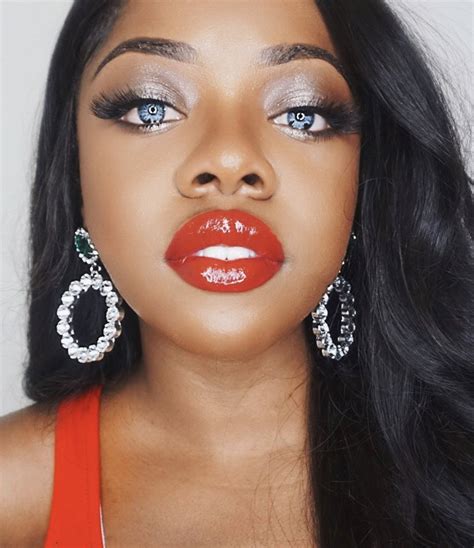 Stunning Pics That Prove Red Lipstick Was Made For Full Lips Tech