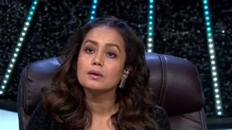 Neha Kakkar Ts Rs 1 Lakh To Indian Idol 12 Contestant Whose Grandmother Had To Take A Loan To