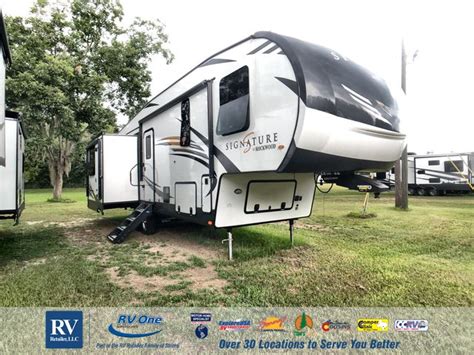 New 2020 Forest River Rockwood Signature Ultra Lite Fifth Wheel
