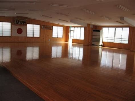 Modern Japanese Dojo Some Traditional Elements It Almost Looks Like