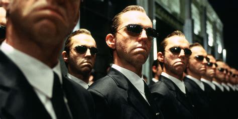 Agent Smith Was Supposed To Return For The Matrix 4 | Screen Rant