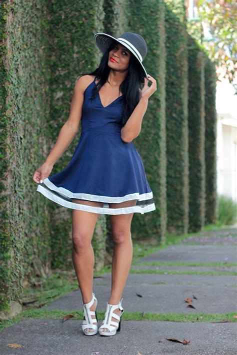 But what about when used separately? What shoe color goes best with a blue dress? - Quora