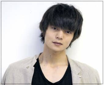 Hi, guys!welcome to my account. 窪田正孝の愛車の車種と値段は？車好き過ぎで洗車姿が変人 ...