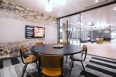 Wework Opens ‘worlds Largest Co Working Space In London