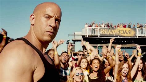 Gal gadot reveals if she'll return as gisele 22 december 2020 | joblo. Fast and Furious 7 NOUVELLE Bande Annonce VF - YouTube