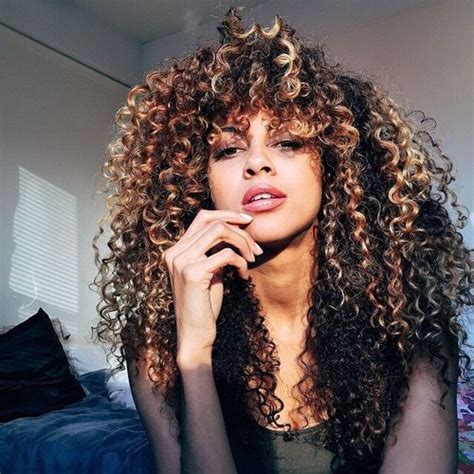 Download and use 80,000+ wavy hair stock photos for free. Pin em Hair