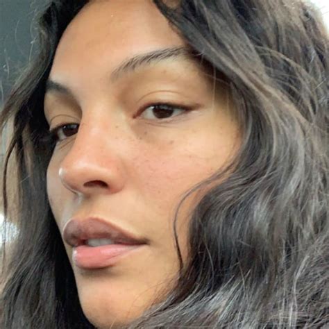 Paloma Elsesser Height, Weight, Age, Body Statistics - Healthy Celeb