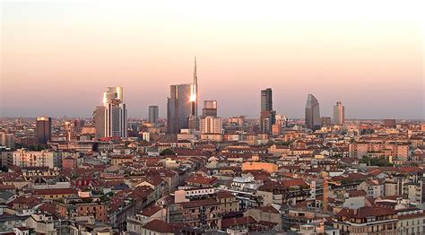 Da lunedì 26 aprile può scattare il giallo. Milano ha vinto il Wallpaper* Design Award