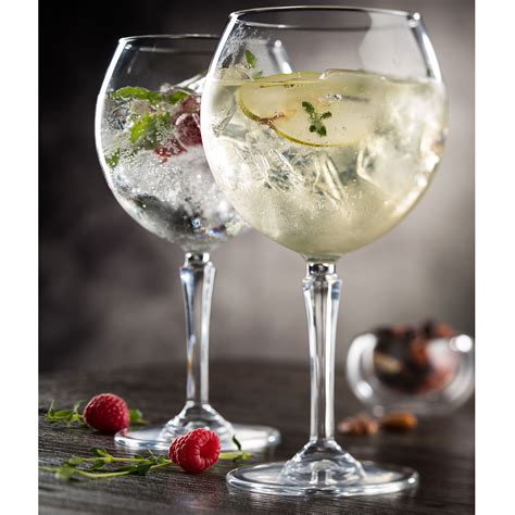 In this article we will look at the english national drink. Hudson Gin Cocktail Glasses at Drinkstuff