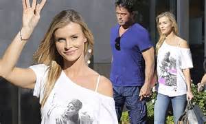 Joanna Krupa Wears Provocative T Shirt Shopping With Husband Romain