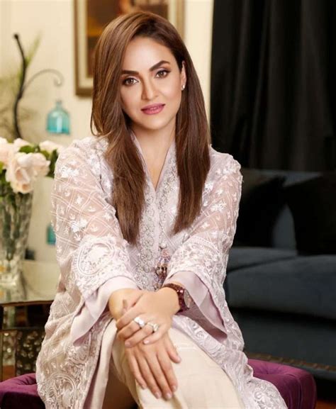 Nadia Khan First Time Opens Up About Unfortunate Side Of Her Childhood