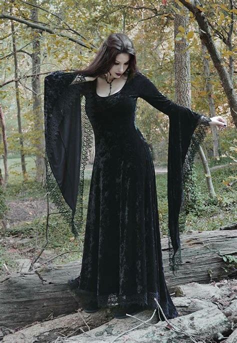 7trending Medieval Gothic Dresses Merolrepudio