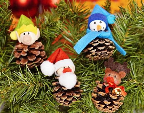 Pine Cone Christmas Craft  Best Pine Cone Crafts  Christmas crafts