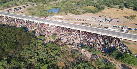 Thousands Of Immigrants Packed Under Tx Bridge As Bidens Border Crisis