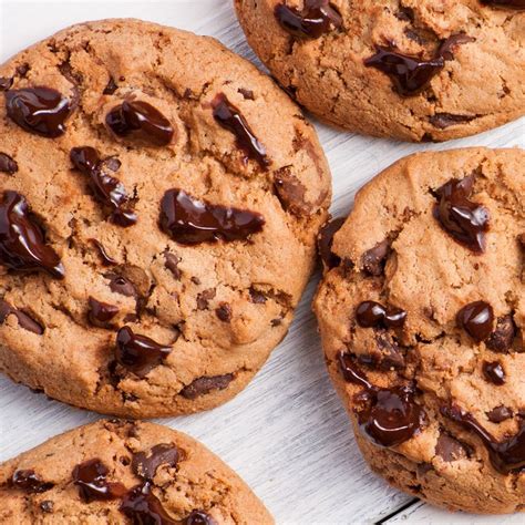 190 calories, 10 g fat (2.5 g saturated fat), 190 mg sodium, 22 g carbs (2 g fiber, 11 g sugar), 4 g protein. Chocolate Lover Ginger Cookies - YOUR SUPERFOODS - Your Super