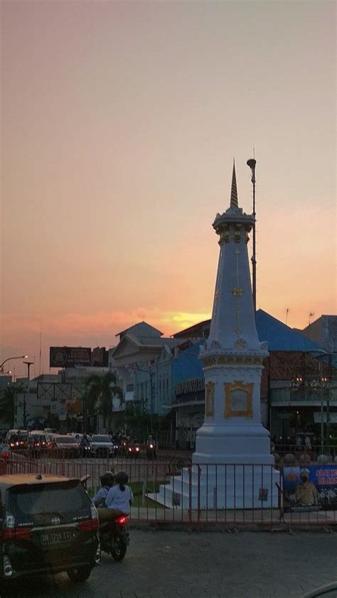 📍 Tugu Jogja Yogyakarta Yogyakarta Kota Paris Skyline Wattpad