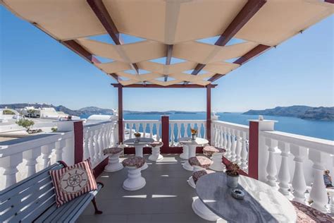 Oia Vacation Rentals Villa And Apartment Rentals Airbnb