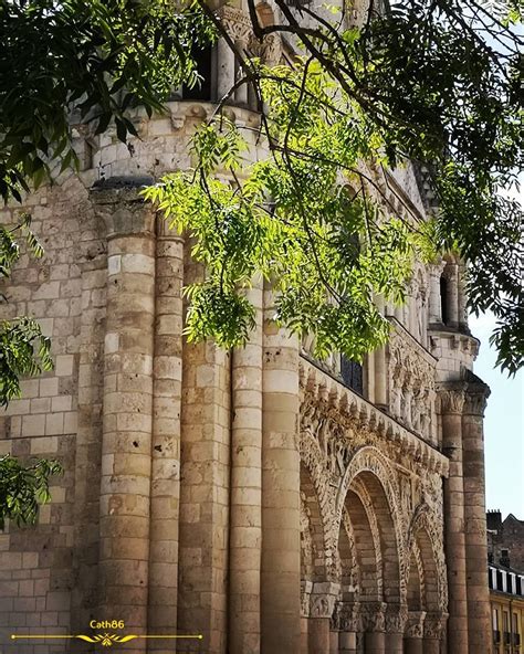 Glise Notre Dame De Poitiers Igers Igtoday Avouspoitiers