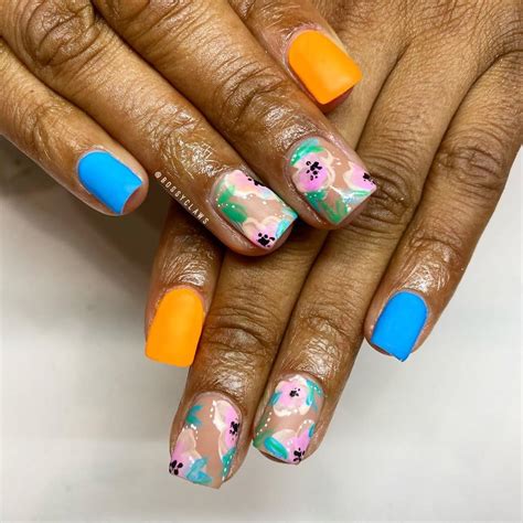 5 August Nail Art Designs For The Last Bright Days Of Summer