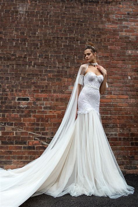 Maybe you would like to learn more about one of these? Solo Merav - sexy Brautkleider - Bridal Couture aus Israel