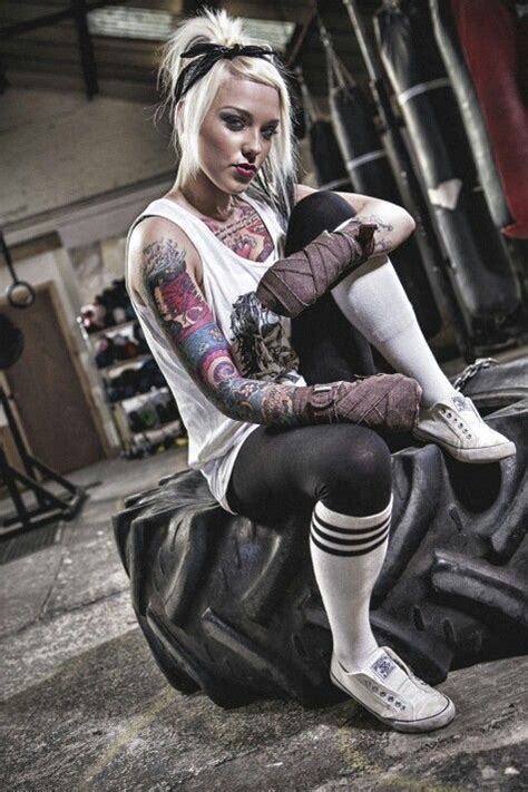 Pin On Tattooed Women D