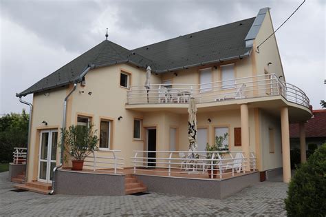 Oldalunkon megtekintheti vonyarcvashegy és környékének térképét. Erkel Panorama Apartman Vonyarcvashegy - Szallas.hu