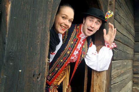 Lamus Dworski Lachy Sądeckie Costume A Guide To Polish Folk Costumes Folk Costume Costumes