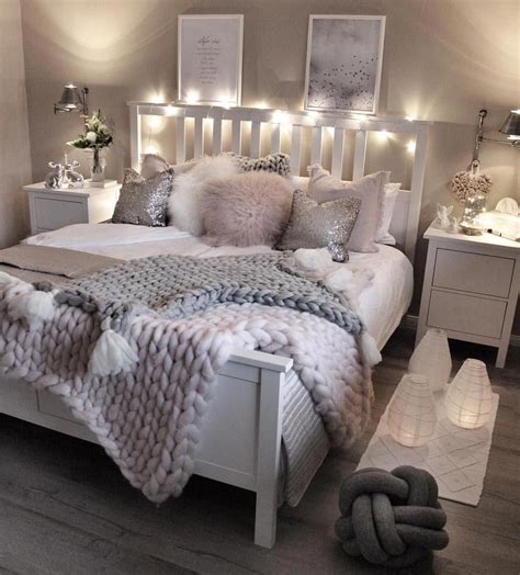 Discover bedroom ideas and design inspiration from a variety of bedrooms, including color, decor and theme. Teenage bedrooms #Shabbychicbedrooms | Bedroom ideas for ...