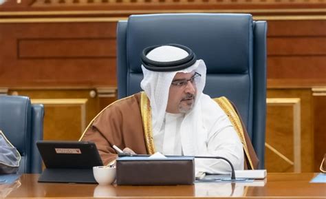 وتعرض الديباجة عموما الاعتبارات التي يتم على أساسها اتخاذ إجراء، أو الإعراب عن رأي أو إعطاء توجيه. الإجراءات الوقائية ضد "كورونا".. تتصدر قرارات مجلس الوزراء ...