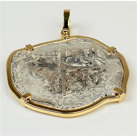 Atocha 8 Reales Grade Ii Treasure Coin In 14kt Gold Pendant