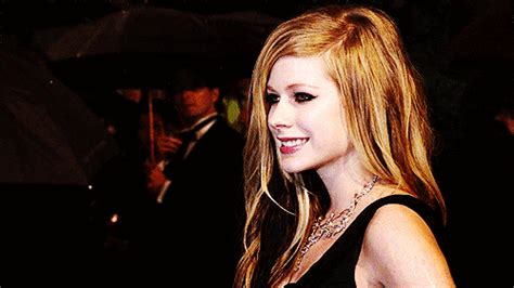 Avril Lavigne Lavigne  Wiffle