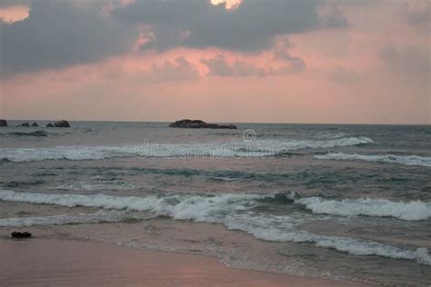 Indian Ocean At Sunset In Sri Lanka Stock Image Image Of Beautiful
