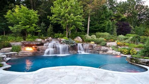 17 Perfect Shaped Swimming Pool For Your Home Interior Design