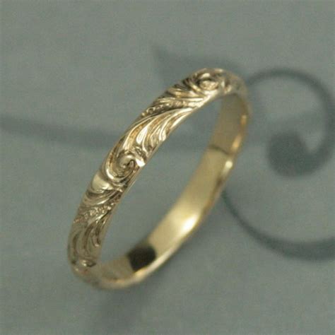 Wedding bands wholesale offers a wide selection of online wholesale wedding bands, platinum and gold diamond wedding rings, his and her wedding band s Yellow Gold Wedding Band--Florence--Women's Gold Wedding ...