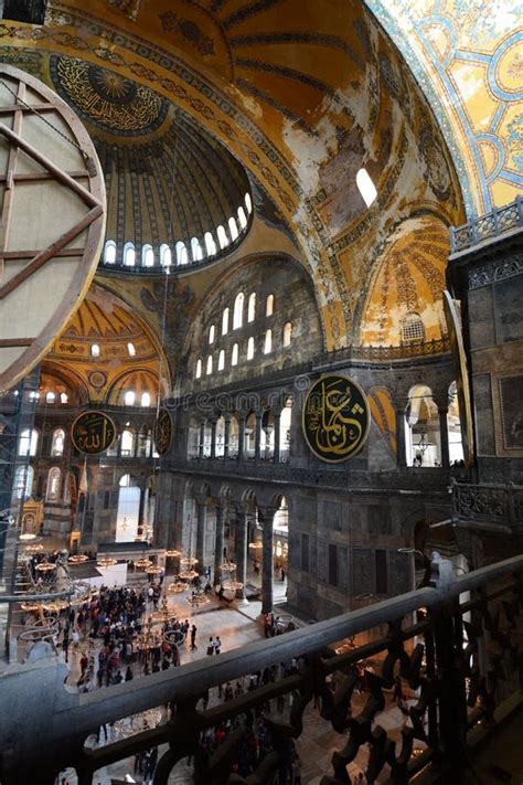 Vista Interior Del Hagia Sophia Estambul Turqu A Foto De Archivo