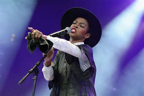 Lauryn Hill Two Hours Late For Gig In Order To Align Her Energy