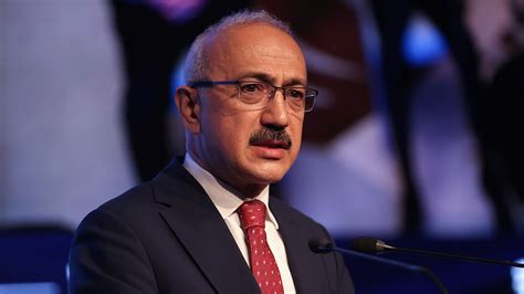 Hazine ve Maliye Bakanı Lütfi Elvan istifa etti Euronews