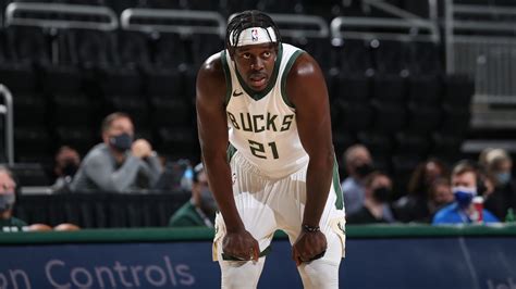 Jul 01, 2021 · the milwaukee bucks take to the court thursday for a night of nba playoff basketball with some interesting betting options. Milwaukee Bucks guard Jrue Holiday donates remainder of ...
