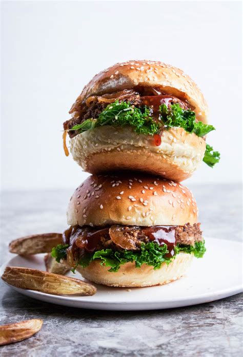 They're best known for their gourmet burger bar, where. 11 DIY Healthy Burgers For Fast Food Fans - Shelterness