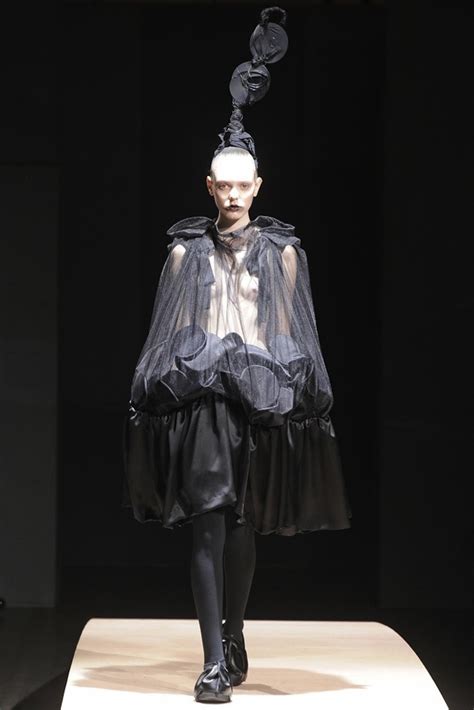 Intimate And Close Up With The Incredible Comme Des Garcons 2014 Spring